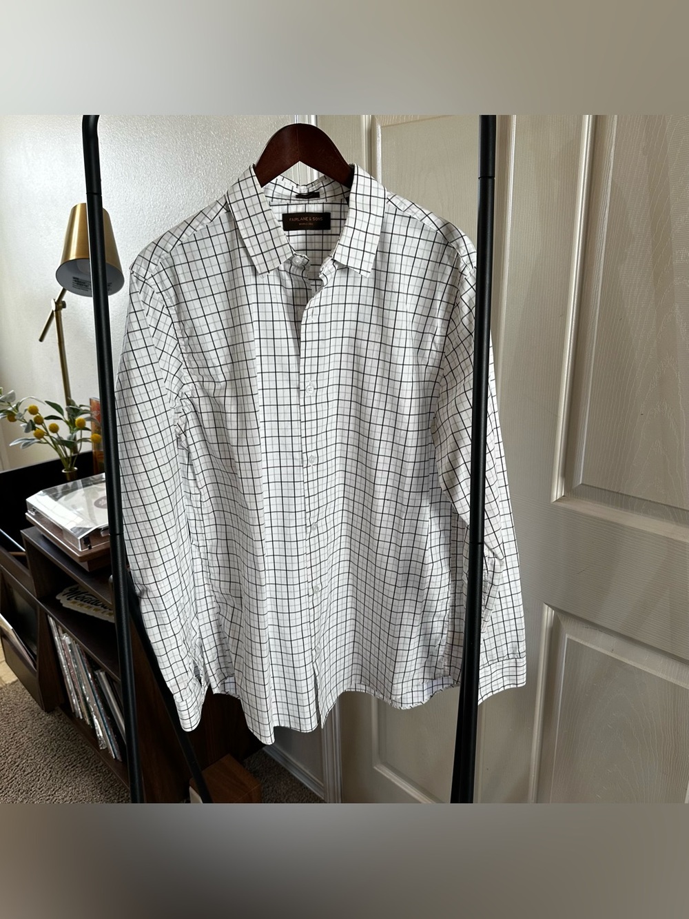 Men's White Grid-Check Dress Shirt — Classic Point Collar 🦋